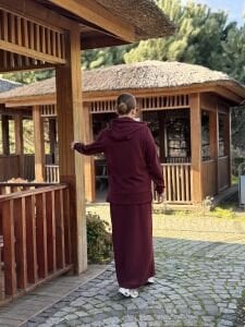 A.Akay Kapüşonlu Etekli Takım Bordo