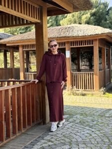 A.Akay Kapüşonlu Etekli Takım Bordo