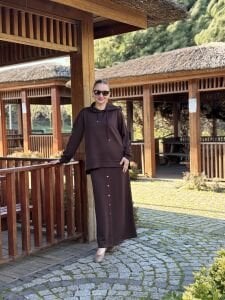 A.Akay Kapüşonlu Etekli Takım Kahve