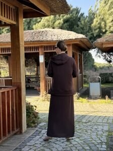 A.Akay Kapüşonlu Etekli Takım Kahve