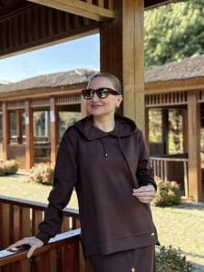 A.Akay Kapüşonlu Etekli Takım Kahve