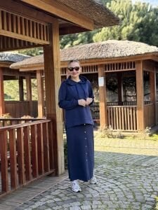 A.Akay Kapüşonlu Etekli Takım Lacivert