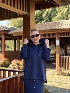 A.Akay Kapüşonlu Etekli Takım Lacivert