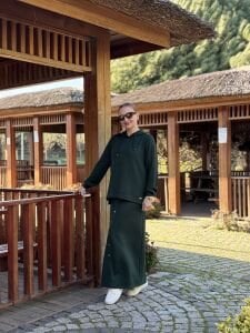 A.Akay Kapüşonlu Etekli Takım Zümrüt