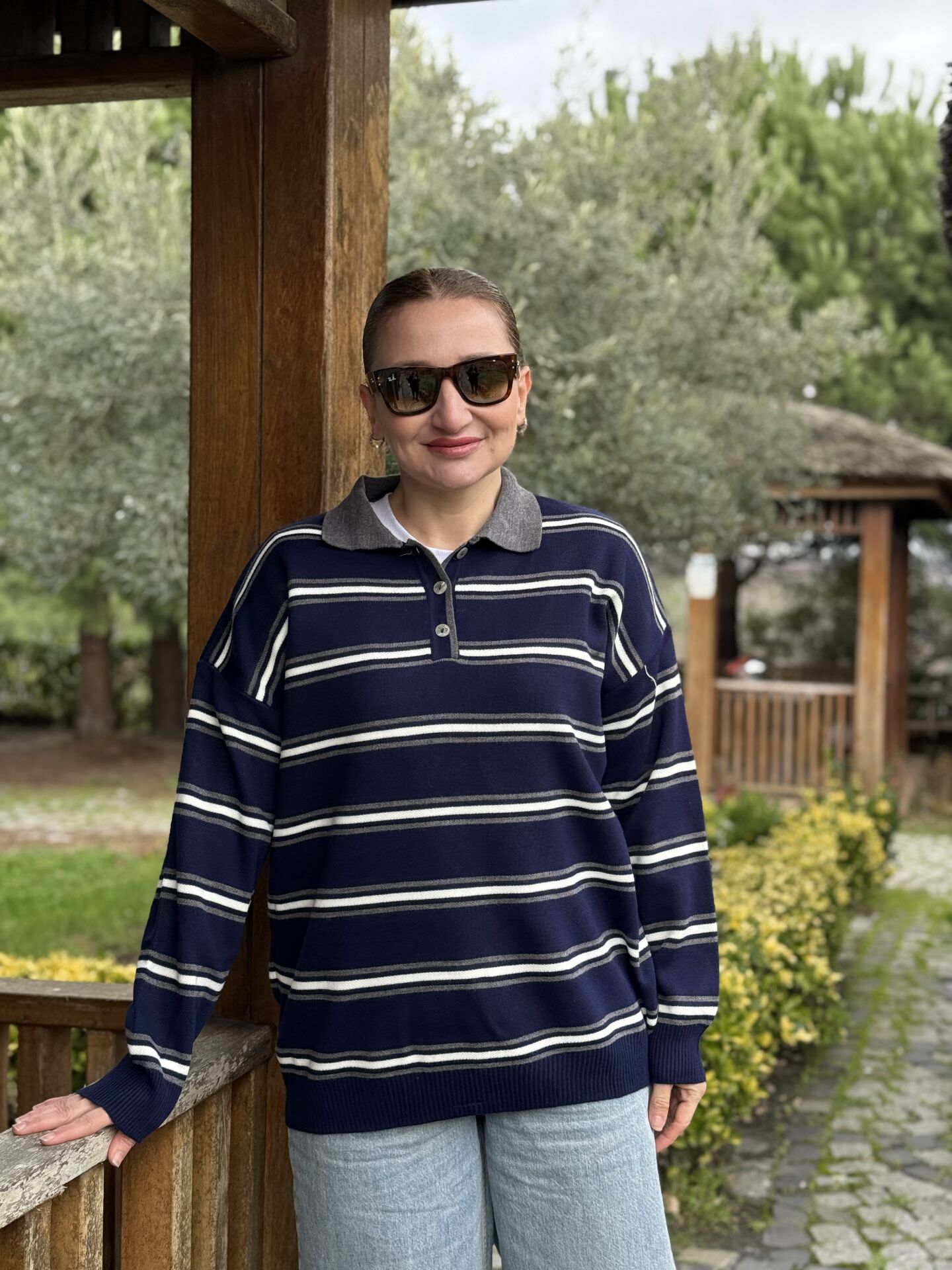 Bebe yaka çizgili kazak Lacivert