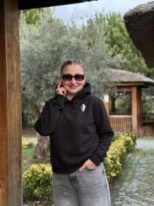 Orjinal marka  Minds sweat siyah