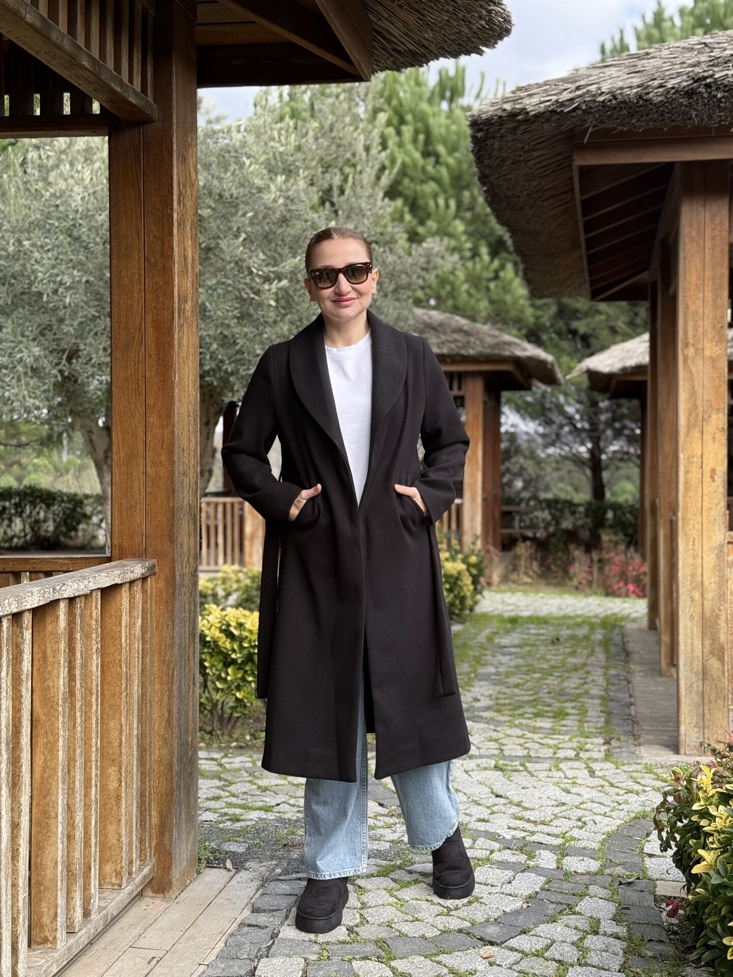 Kuşaklı astarlı Valeri Kaşe Kaban Siyah