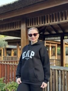 Siyah gap kapüşonlu sweatshirt