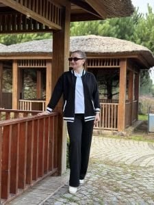 Siyah beyaz iki iplik spor takım