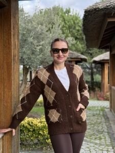 Çift örgü baklava hırka kahve-camel