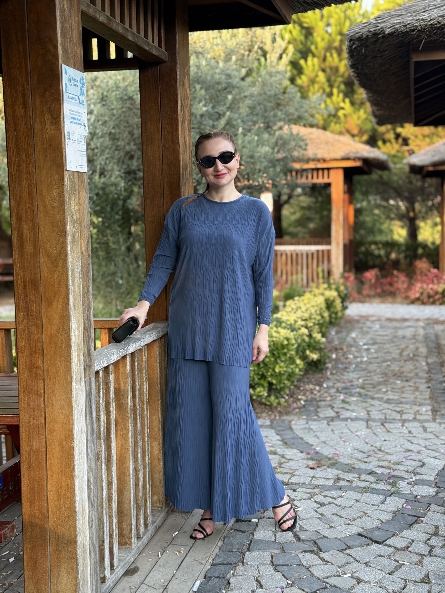 Kraşlı Lotus takım indigo