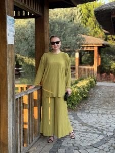 Kraşlı Lotus takım yağyeşili