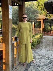 Kraşlı Lotus takım yağyeşili