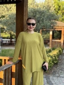 Kraşlı Lotus takım yağyeşili