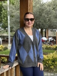 Mavi-gri yumoş baklava hırka