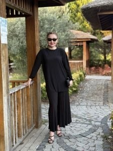 Kraşlı Lotus takım siyah