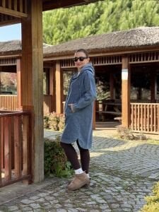 Kapüşonlu uzun kot ceket mavi