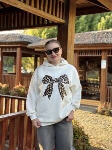 Kapüşonlu kurdela sweat beyaz