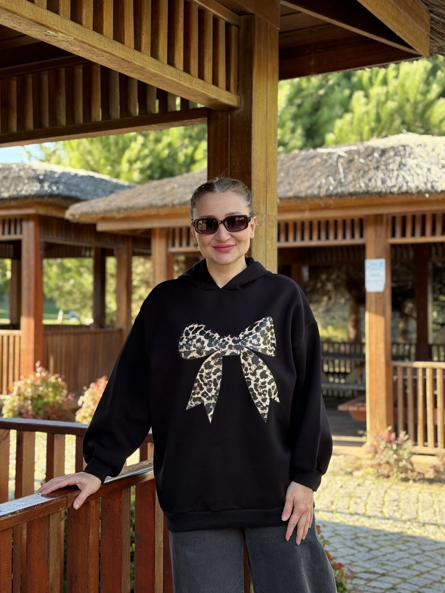 Kapüşonlu kurdela sweat Siyah