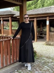 Selone siyah fermuarlı elbise