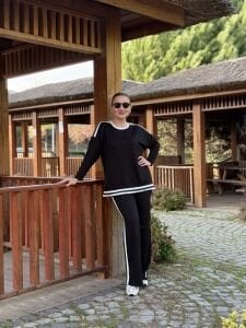 Bisiklet yaka Siyah beyaz spor takım