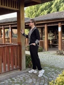 Siyah V yaka Leoparlı Modal takım